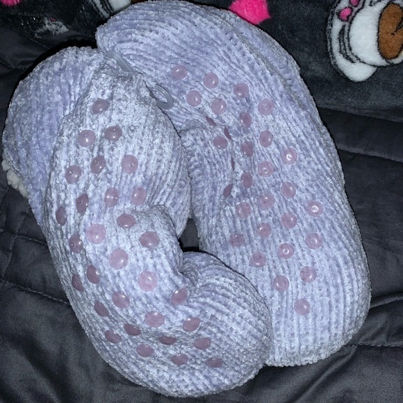 Cornflower Blue and Cream Slipper Socks - Picture 6 of 6